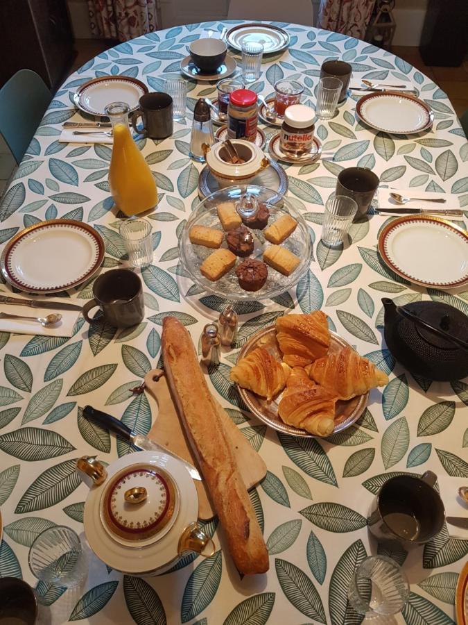 Le Clos Saint-Germain Rugles Bagian luar foto