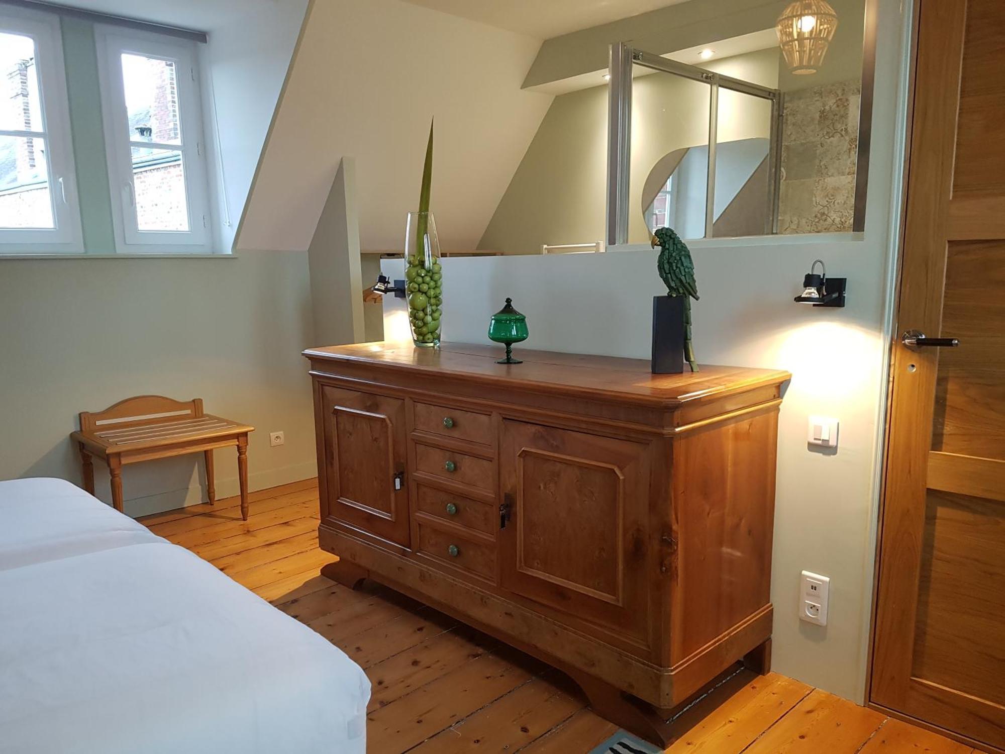 Le Clos Saint-Germain Rugles Bagian luar foto